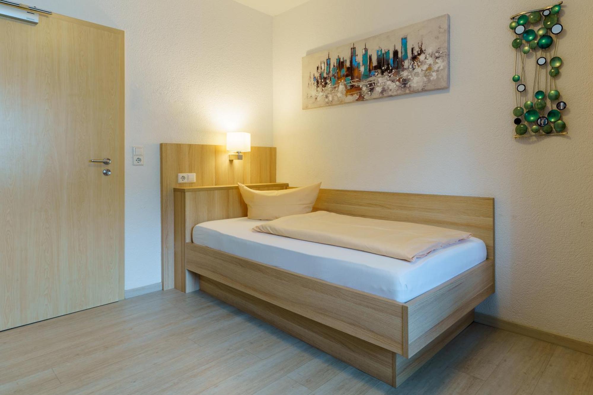 Hotel Rosenstein Heubach  Esterno foto