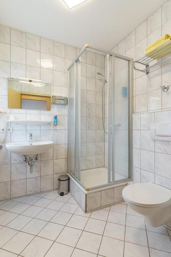 Hotel Rosenstein Heubach  Esterno foto
