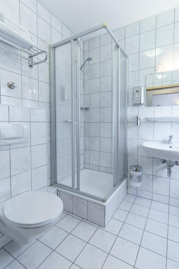 Hotel Rosenstein Heubach  Esterno foto