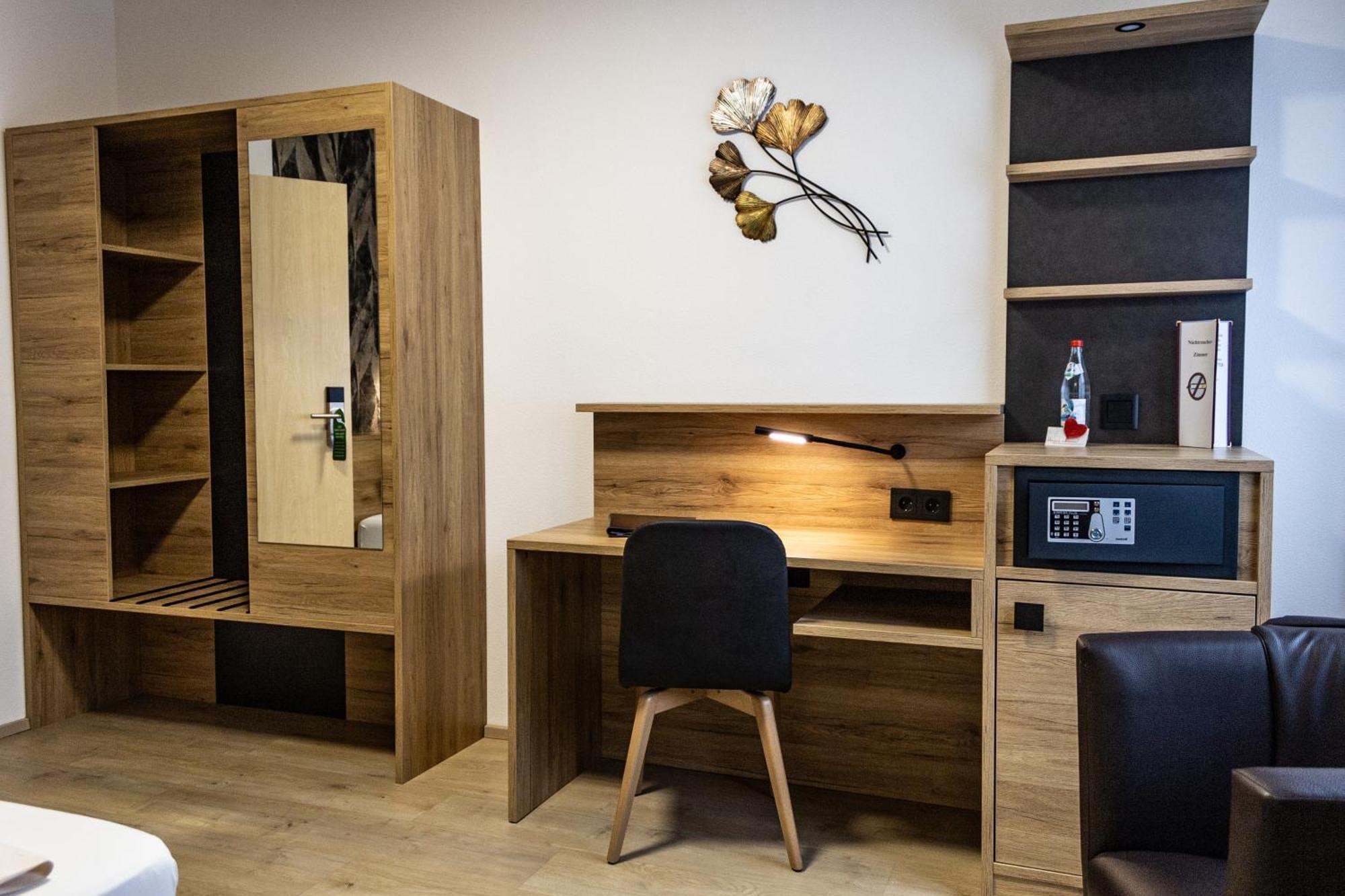 Hotel Rosenstein Heubach  Esterno foto